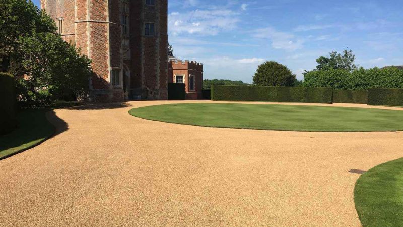 Hot Tar & Golden Gravel