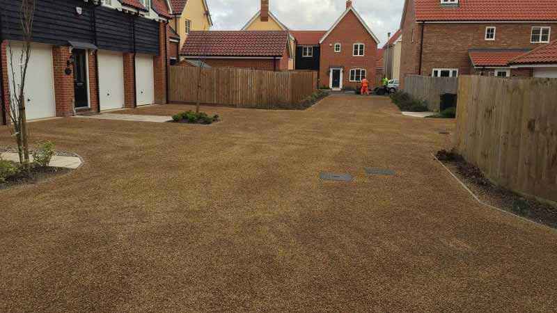 Hot Tar & Golden Gravel