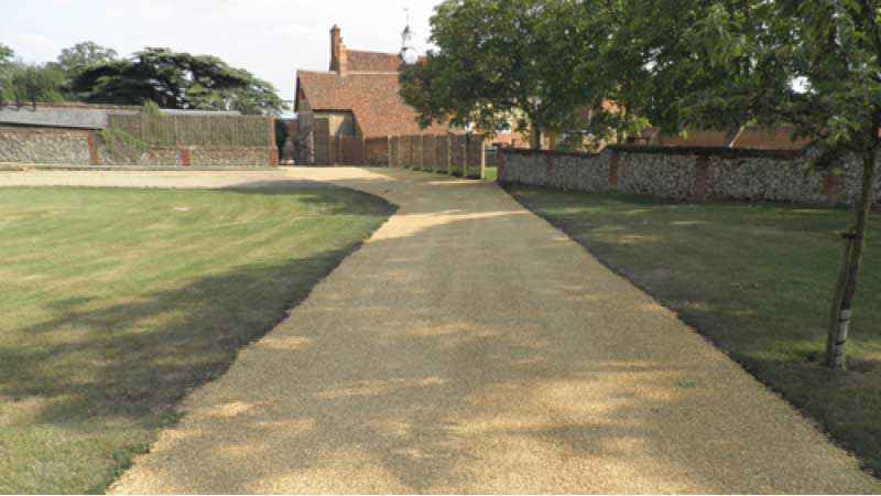 Hot Tar & Golden Gravel