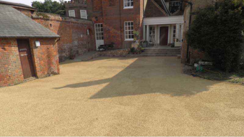 Hot Tar & Golden Gravel