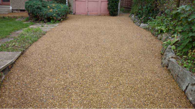 Hot Tar & Golden Gravel