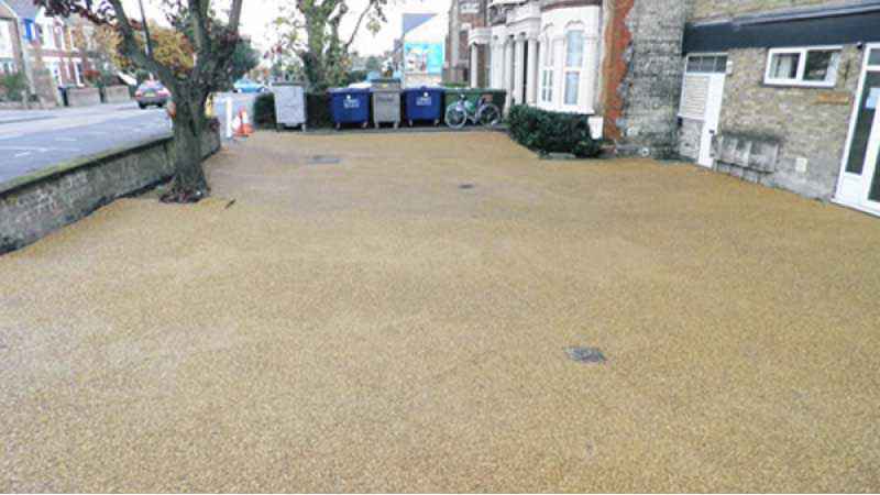 Hot Tar & Golden Gravel