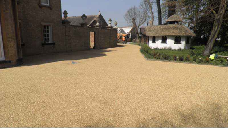 Hot Tar & Golden Gravel