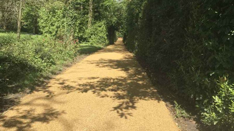 Hot Tar & Golden Gravel