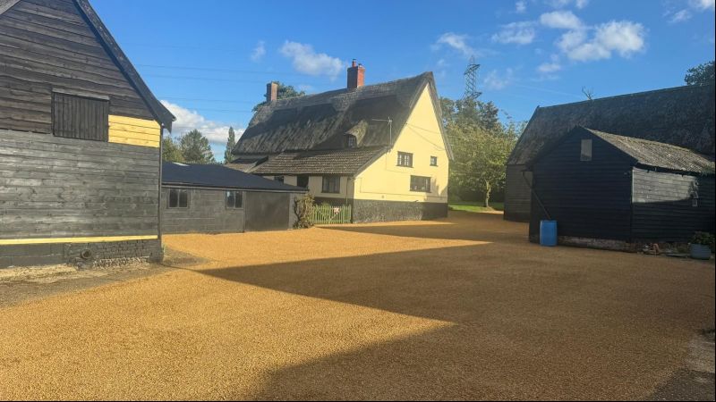 Farm Yard Golden Gravel